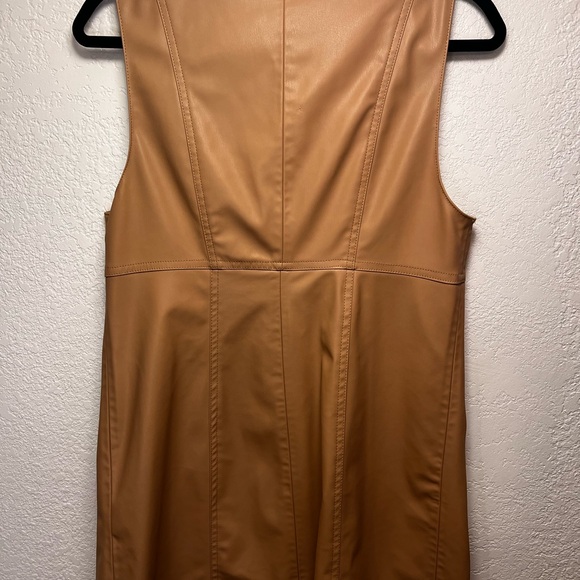 Zara Camel Jumper with Pockets - Picture 2 of 6